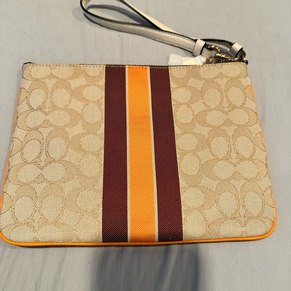 BRAND NEW coach bag with wrist strap - Picture 2 of 3